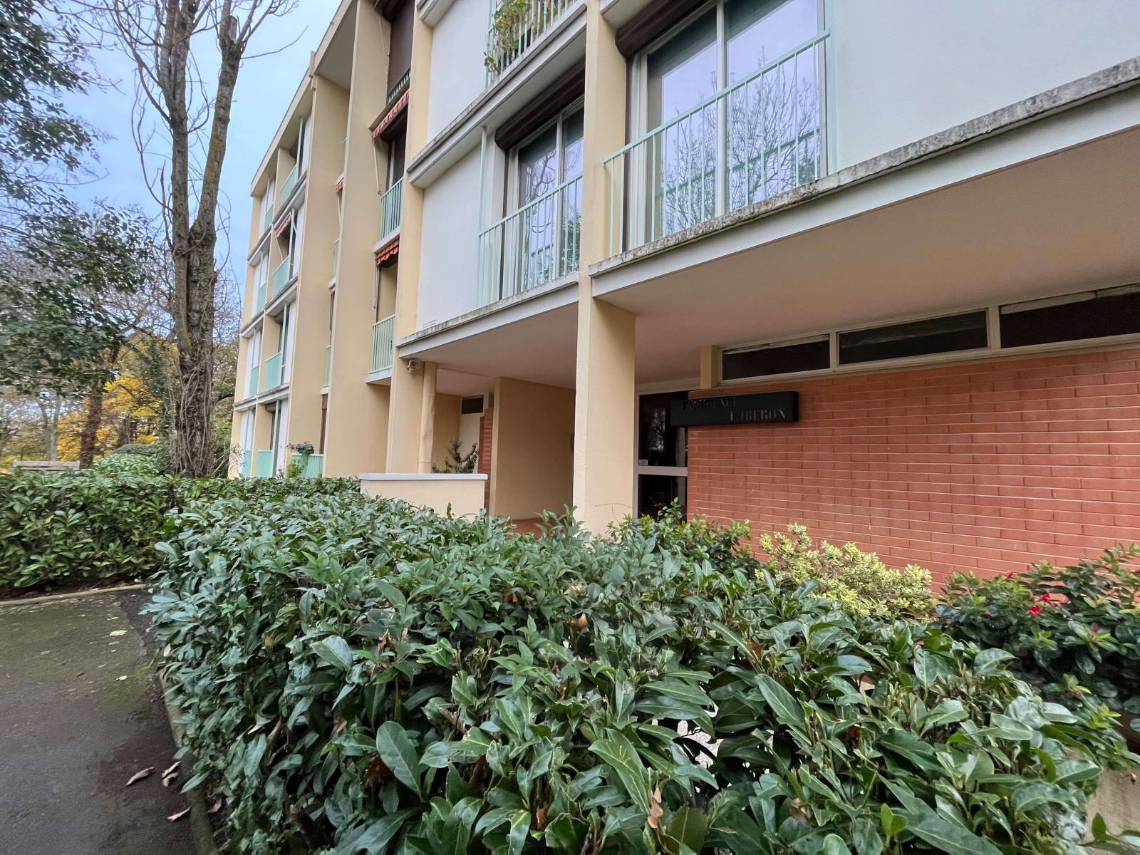 Service d'estimation immobilière gratuit pour évaluer rapidement la valeur d'une maison à étage à Pibrac 31820