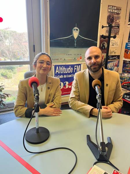 Vos agents Century 21 Oustal prennent la parole sur Altitude FM !